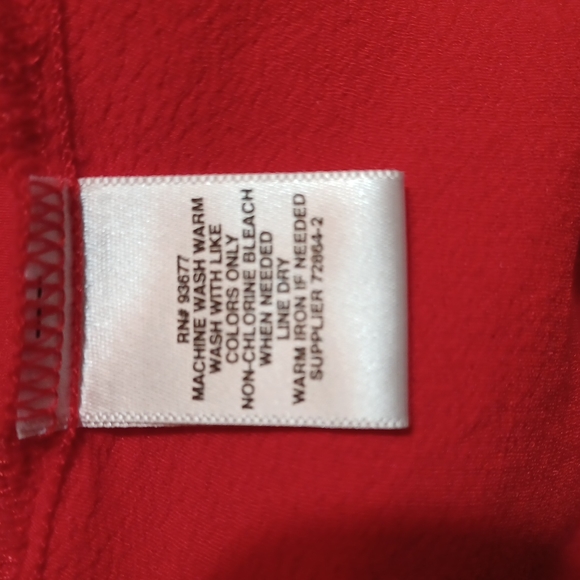Liz Claiborne Women's petite L Red blouse - Picture 5 of 9